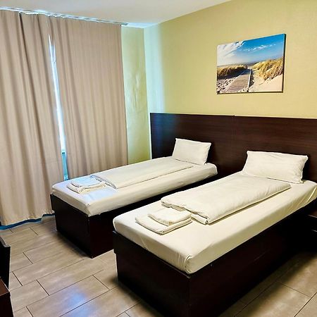Hotel City Star Frankfurt am Main Bagian luar foto