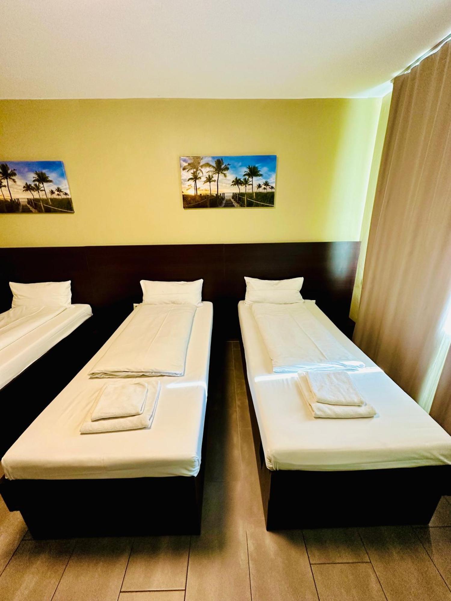 Hotel City Star Frankfurt am Main Bagian luar foto