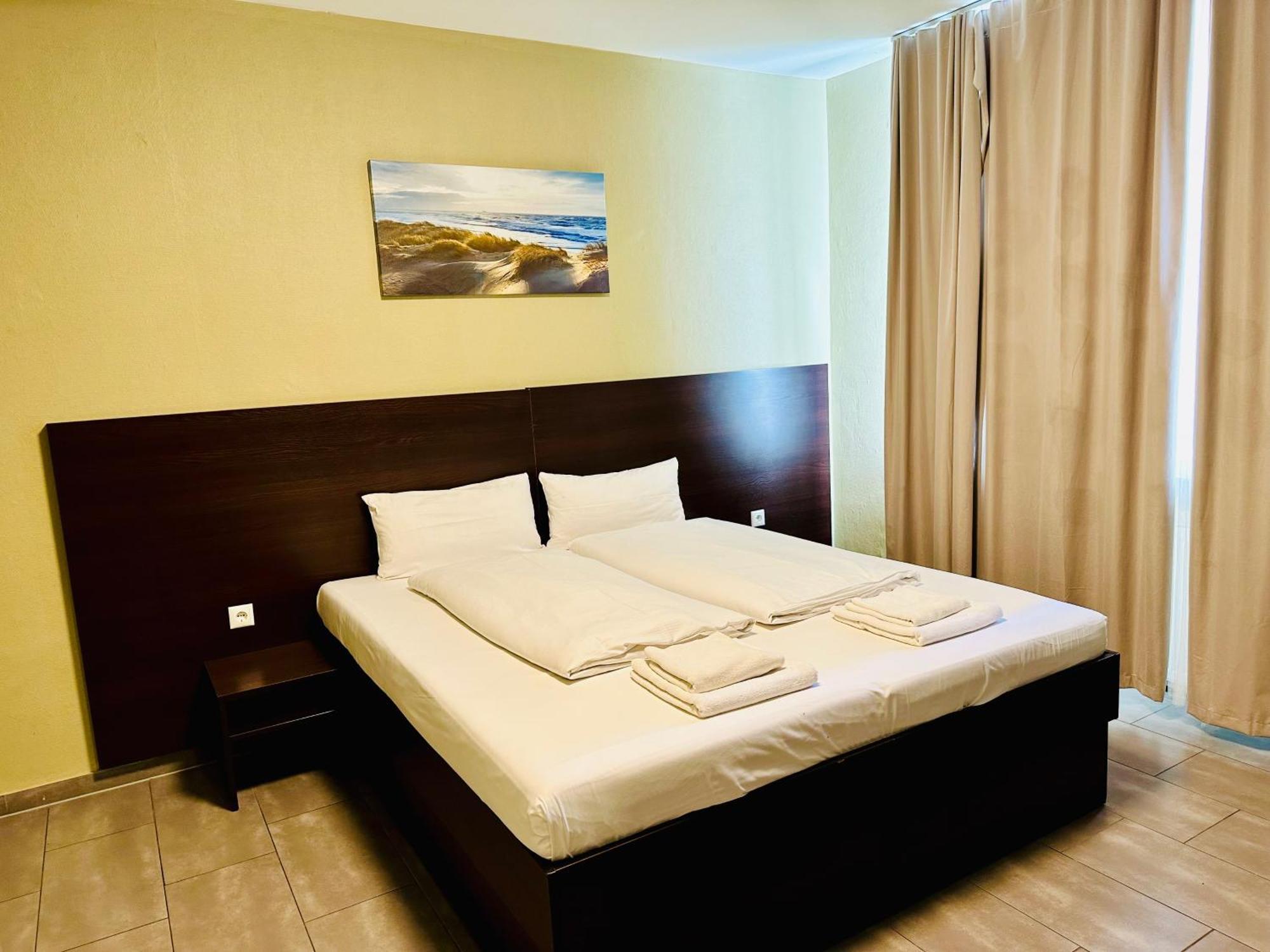 Hotel City Star Frankfurt am Main Bagian luar foto