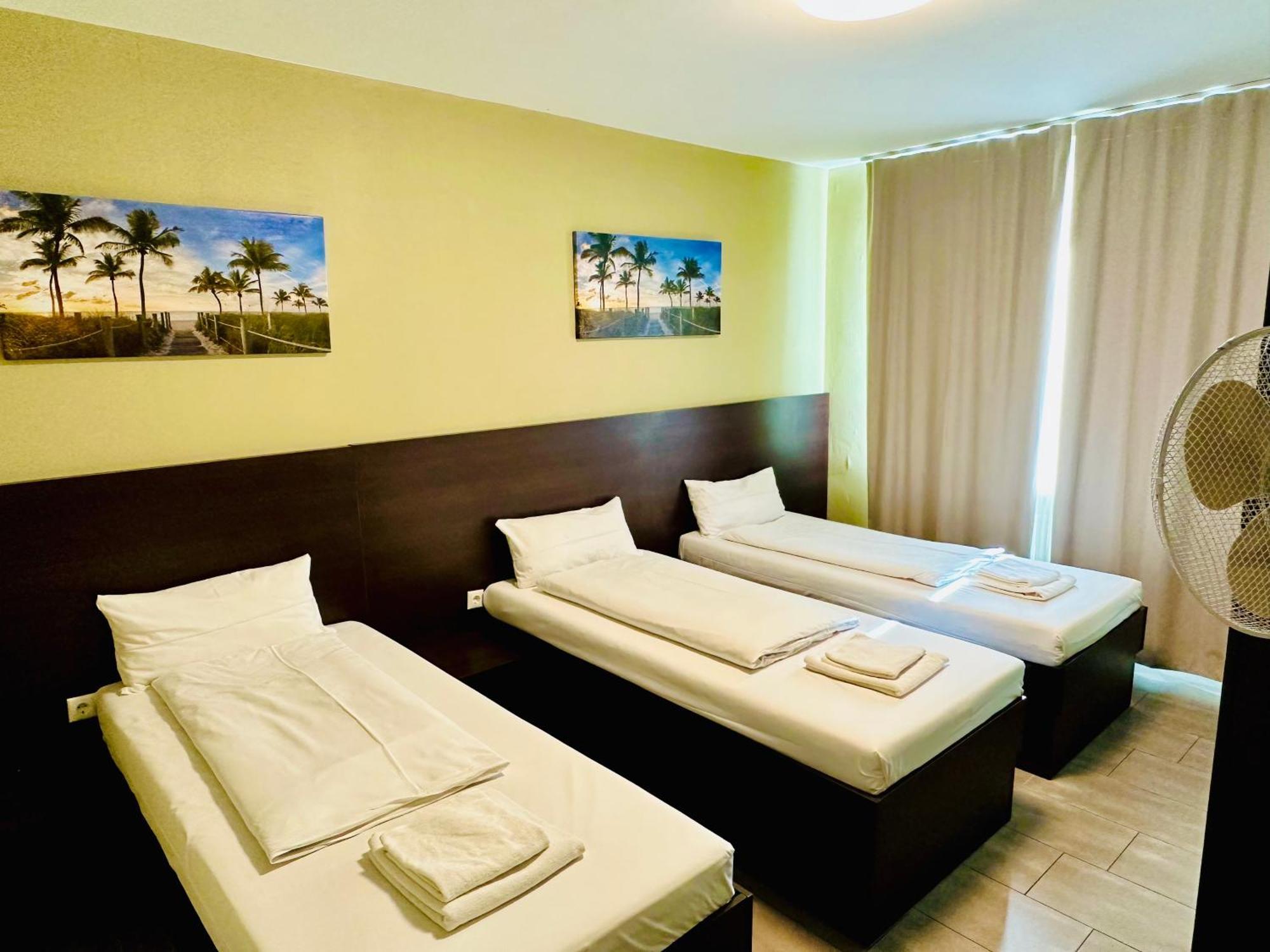 Hotel City Star Frankfurt am Main Bagian luar foto