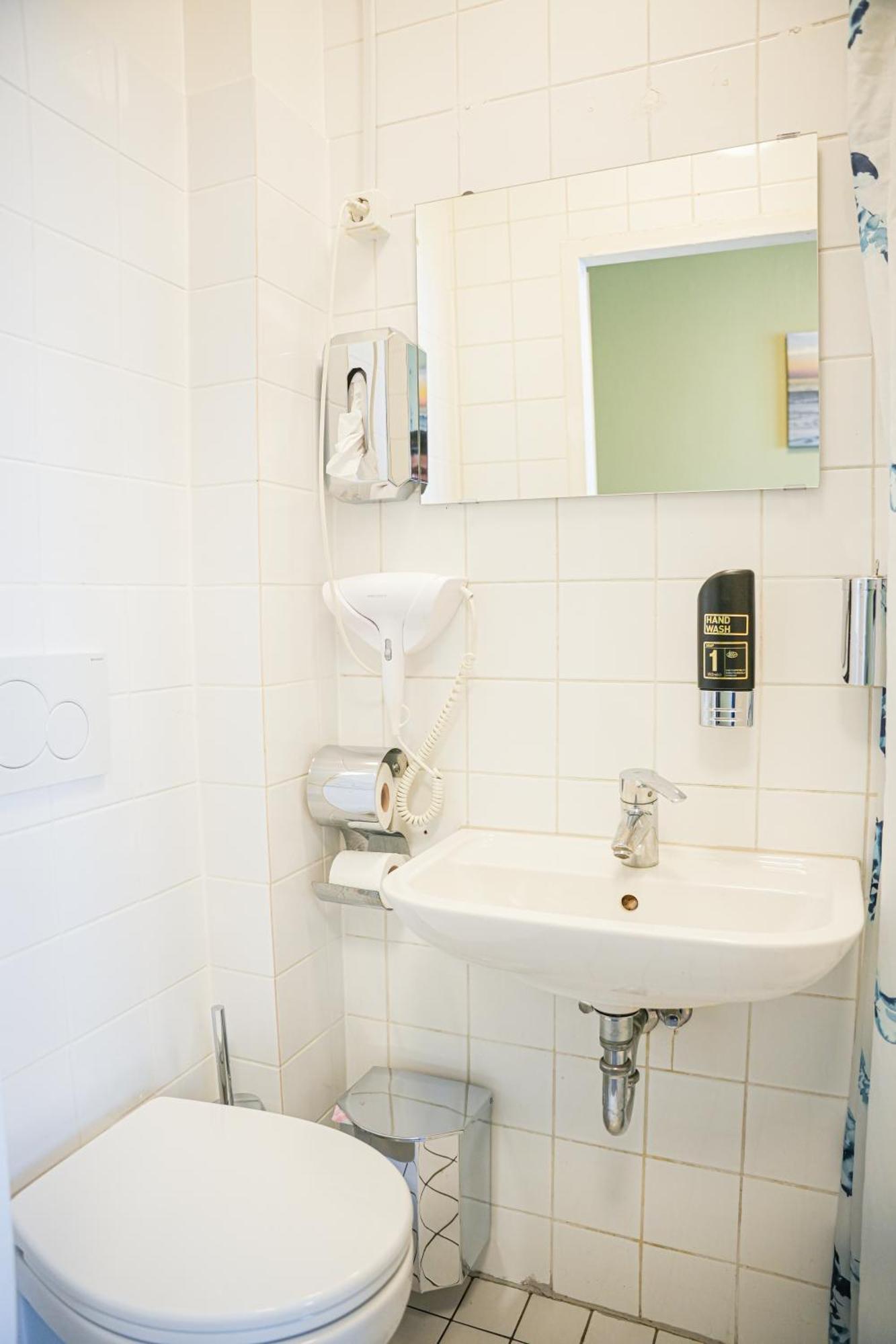 Hotel City Star Frankfurt am Main Bagian luar foto