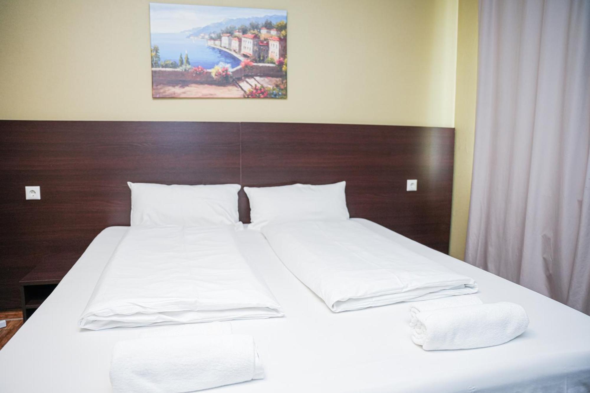 Hotel City Star Frankfurt am Main Bagian luar foto