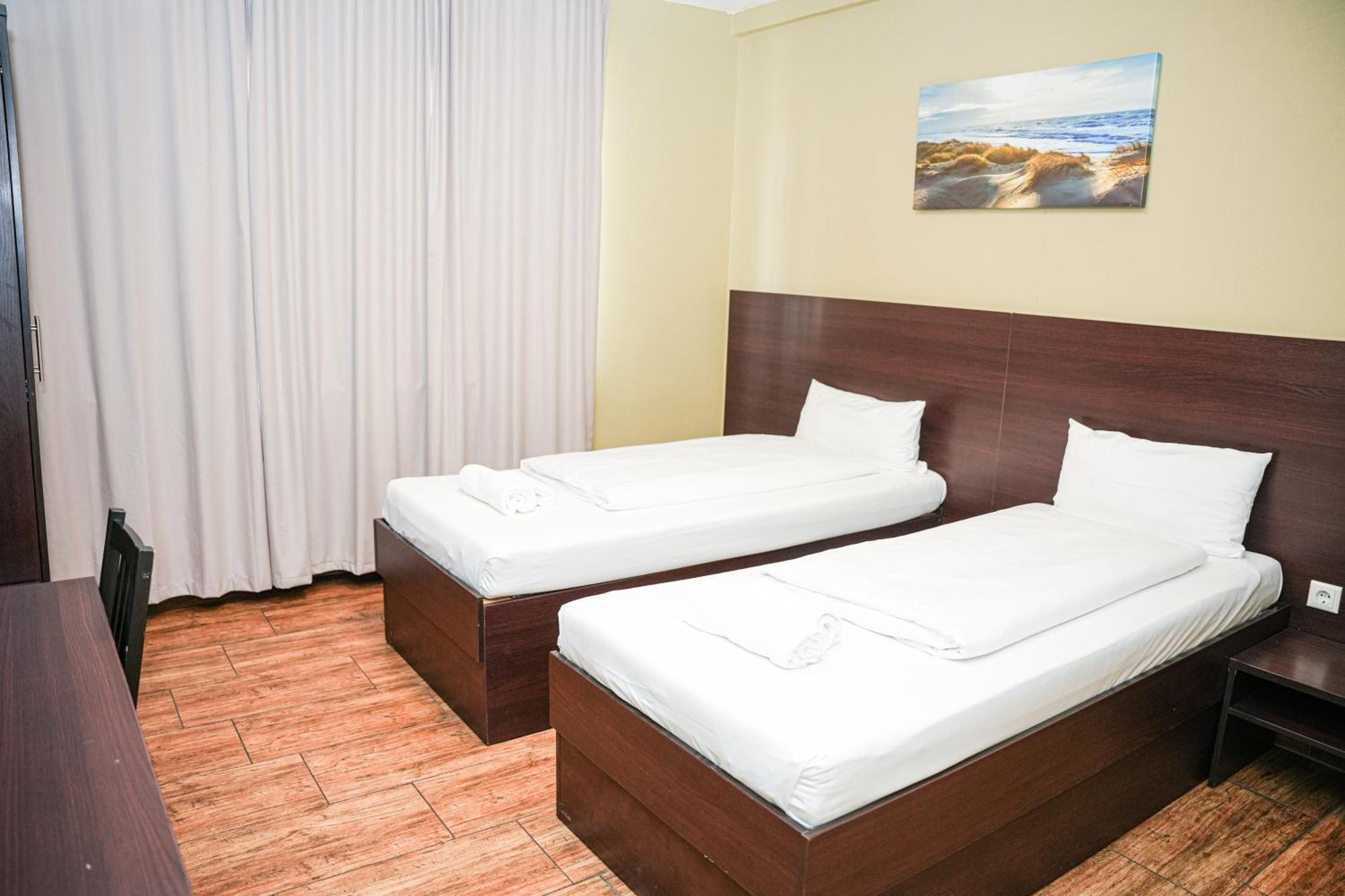 Hotel City Star Frankfurt am Main Bagian luar foto